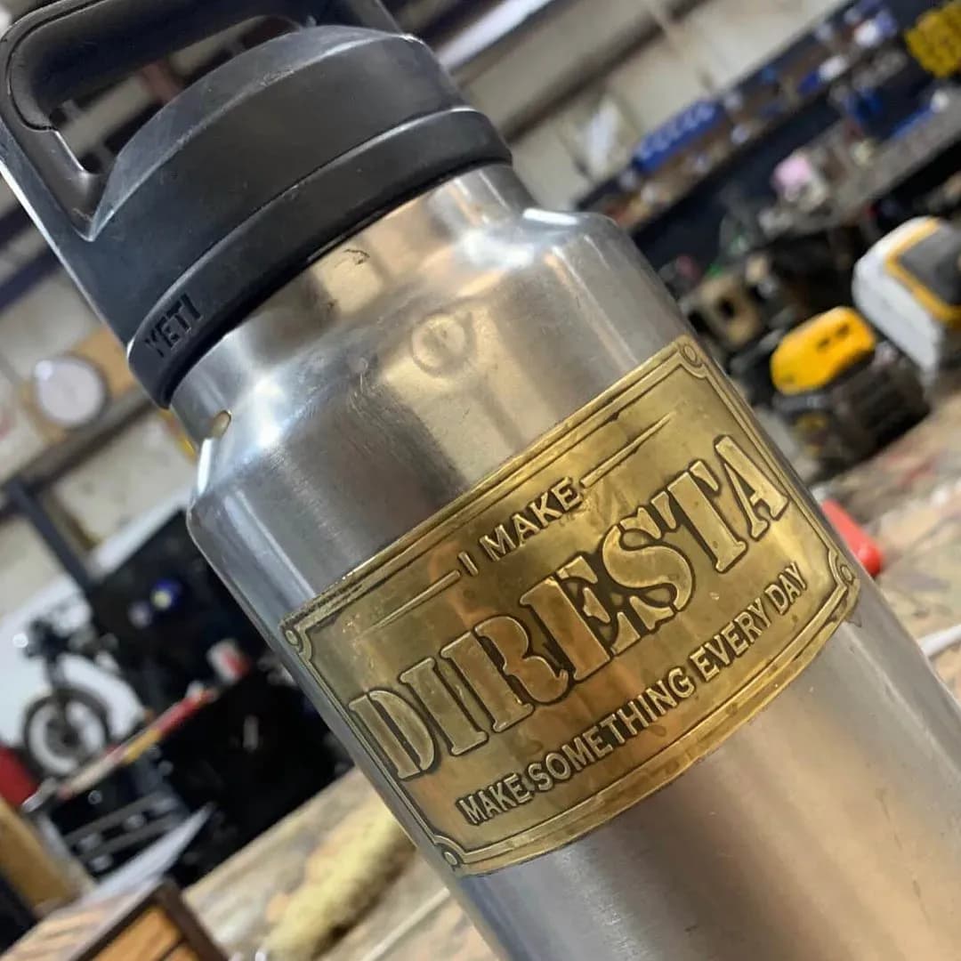 oxidatie metalen label — metalen label voorbeeld