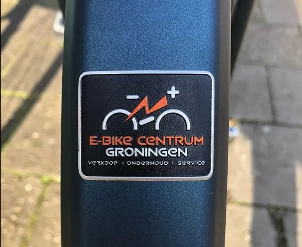 metalen fietslabels — metalen label op een fiets